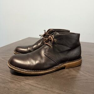 UGG | Shoes | Brand New Never Worn Asspizzaxugg | Poshmark display picture 3